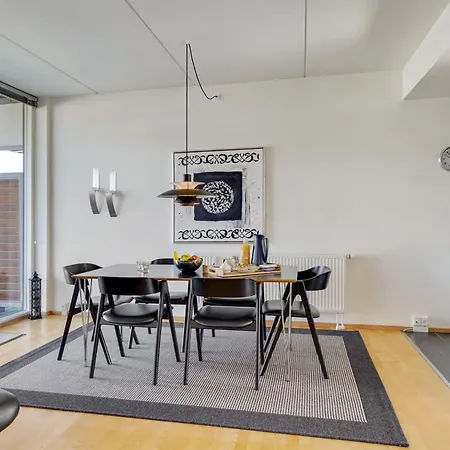 Jurviis - 100m From The Sea By Interhome Leilighet *